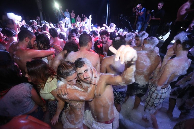 Lebanon Largest FOAM Party 3 (3)